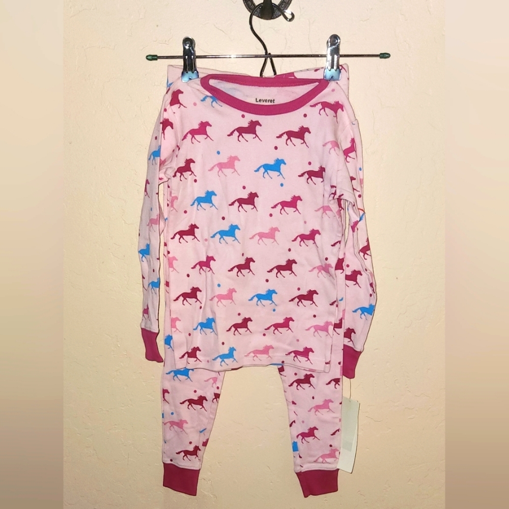 Big Girls Horse Pajama Sets. Sz 6, 8 Or 10. NWT